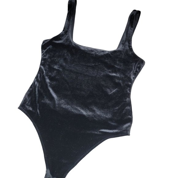Good American Crushed Black Velvet Scoop Neck thong Tank Bodysuit size 2 - Picture 4 of 4